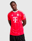 Jersey Bayern Munich Goalkeeper 2025/26 – Fan Version