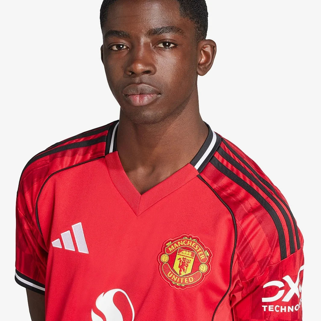 Jersey adidas Manchester United 2025/26 Home Fan Version