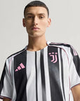 Jersey adidas Juventus FC 2025/26 Home Player Version